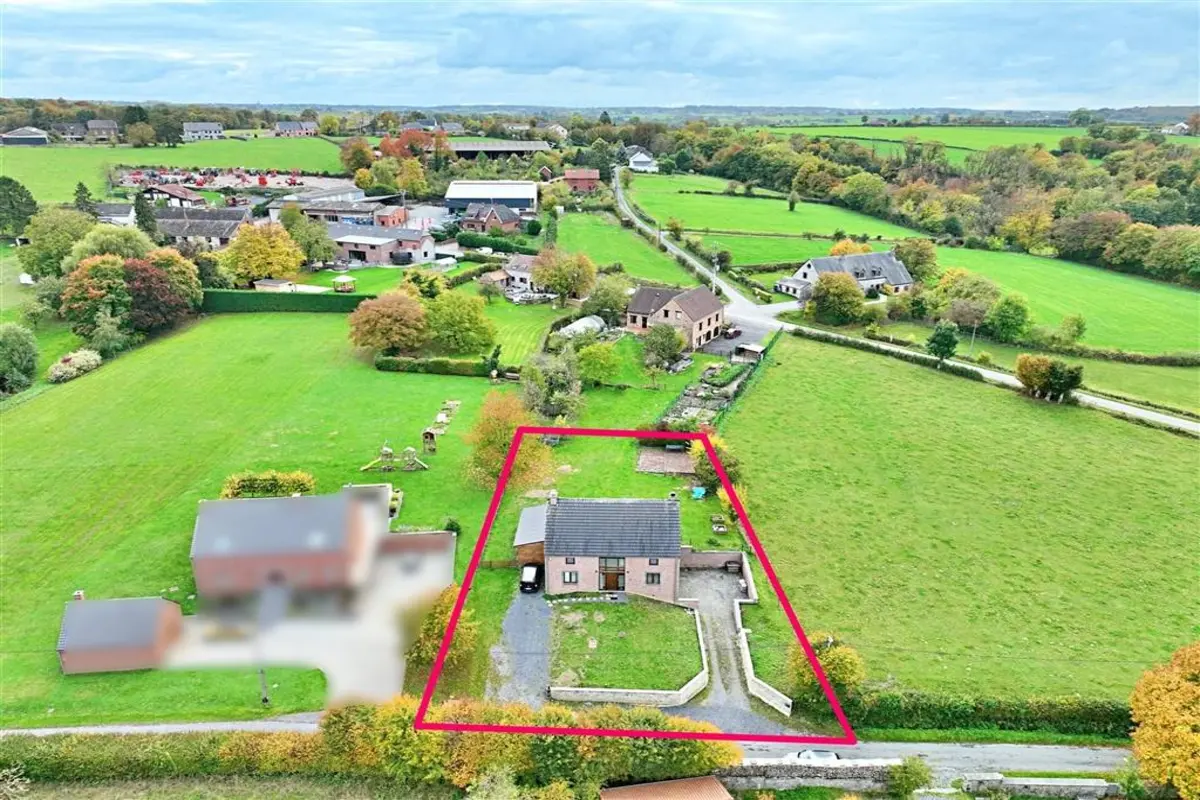 Villa à vendre à Grandrieu 6470 369000.00€ 5 chambres 224.00m² - annonce 613660