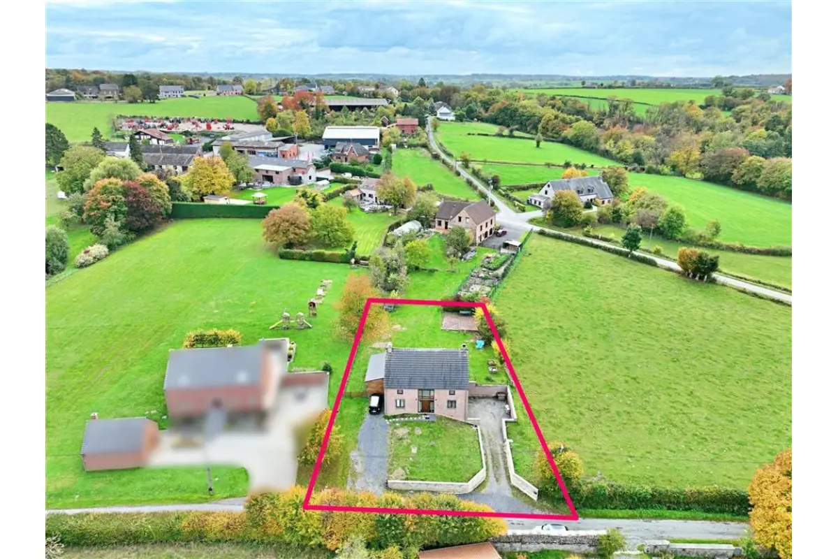 Villa à vendre à Grandrieu 6470 369000.00€ 5 chambres 224.00m² - annonce 613660