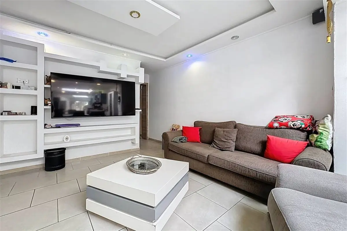 Maison à  à La Bouverie 7080 150000.00€ 3 chambres 147.00m² - annonce 614356