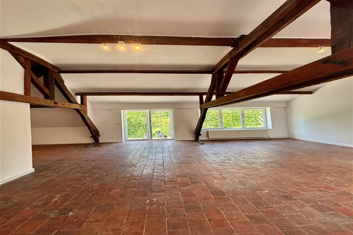 Maison à louer à Chaussée-Notre-Dame-Louvignies 7063 1400.00€ 2 chambres 130.00m² - annonce 614783