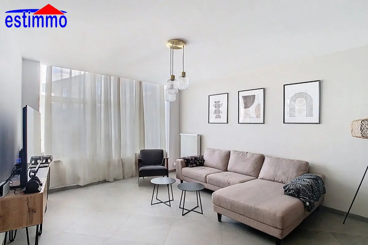 Appartement à  à Péruwelz 7600 750.00€ 1 chambres 111.00m² - annonce 614225