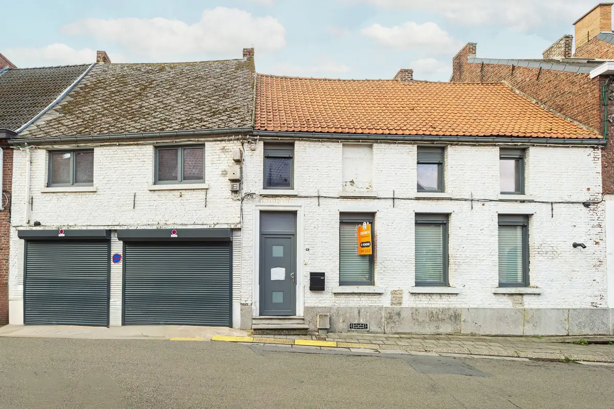 Maison à vendre à La Bouverie 7080 165000.00€ 3 chambres 260.00m² - annonce 615541