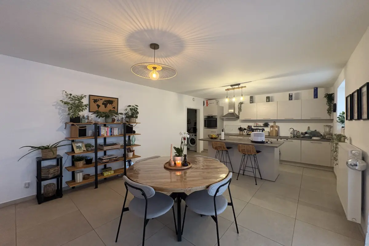 Appartement à vendre à Mouscron 7700 295000.00€  chambres 101.00m² - annonce 615197