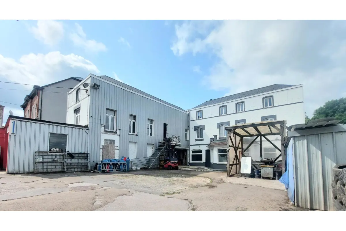 Immeuble de rapport - Immeuble à appartement à vendre à Binche 7130 375000.00€ 2 chambres m² - annonce 615738