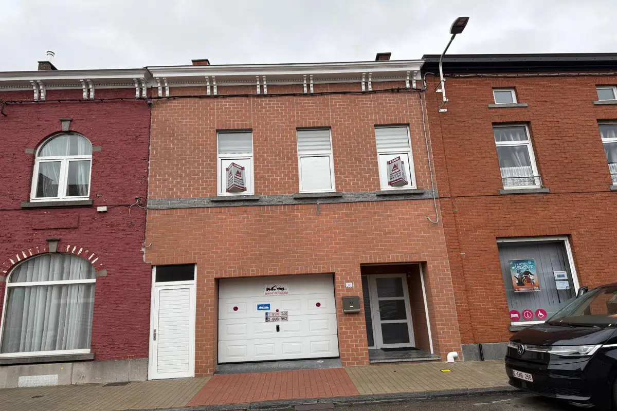 Maison à vendre à Trazegnies 6183 279000.00€ 5 chambres 255.00m² - annonce 615458