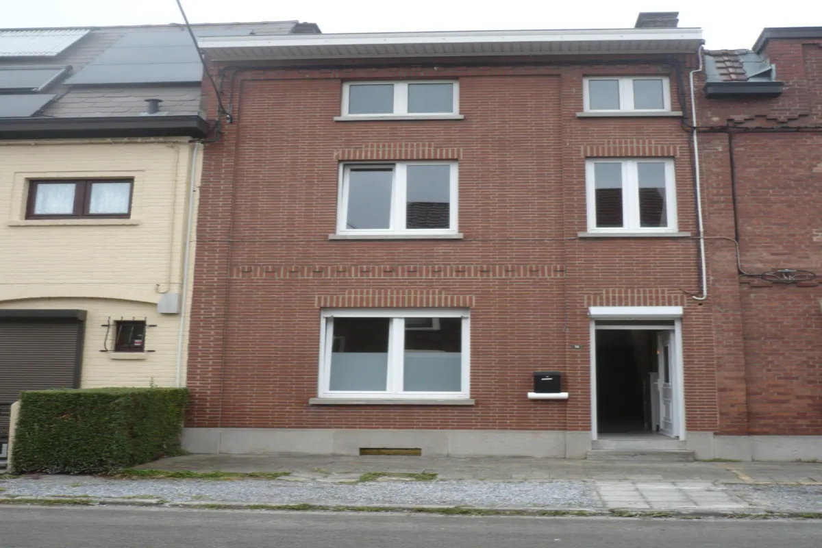 Maison à vendre à Marchienne-au-Pont 6030 150000.00€ 3 chambres m² - annonce 616491