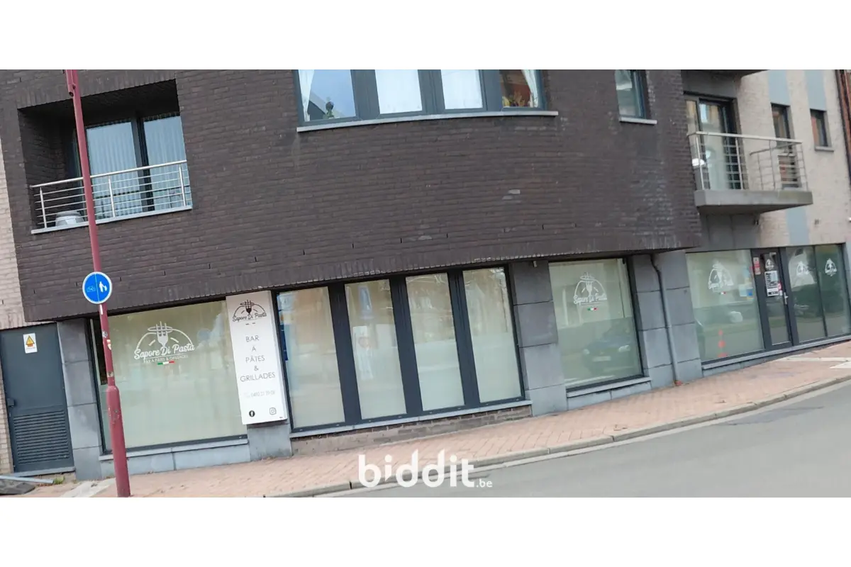 Commerce à vendre à Châtelineau 6200 55000.00€  chambres m² - annonce 616379