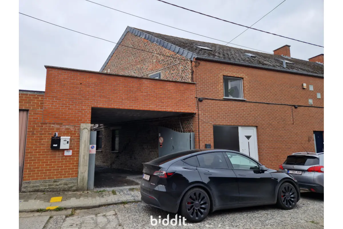 Immeuble de rapport - Immeuble à appartement à vendre à La Bouverie 7080 60000.00€ 2 chambres m² - annonce 617330