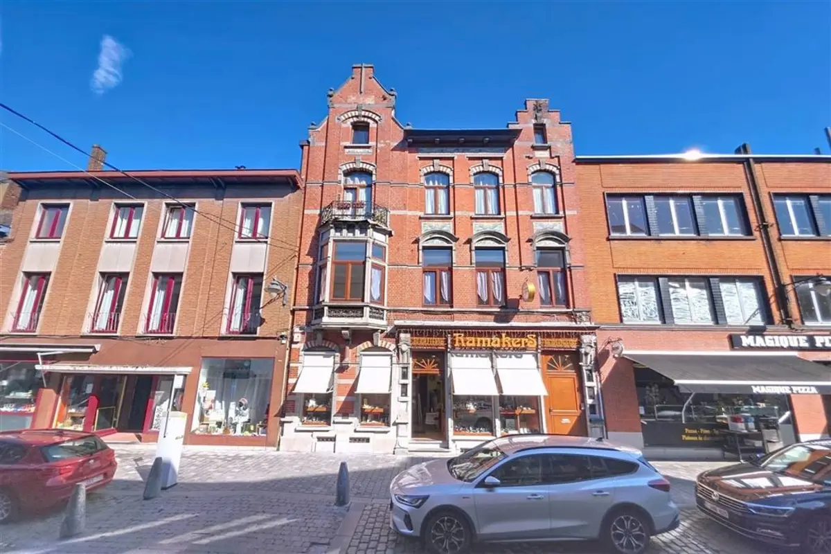 Immeuble de rapport - Immeuble à appartement à vendre à Soignies 7060 450000.00€ 2 chambres 59.00m² - annonce 617331