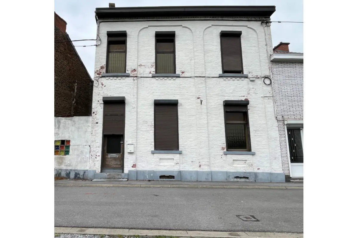 Maison à vendre à Courcelles 6180 72500.00€ 2 chambres 100.00m² - annonce 617155