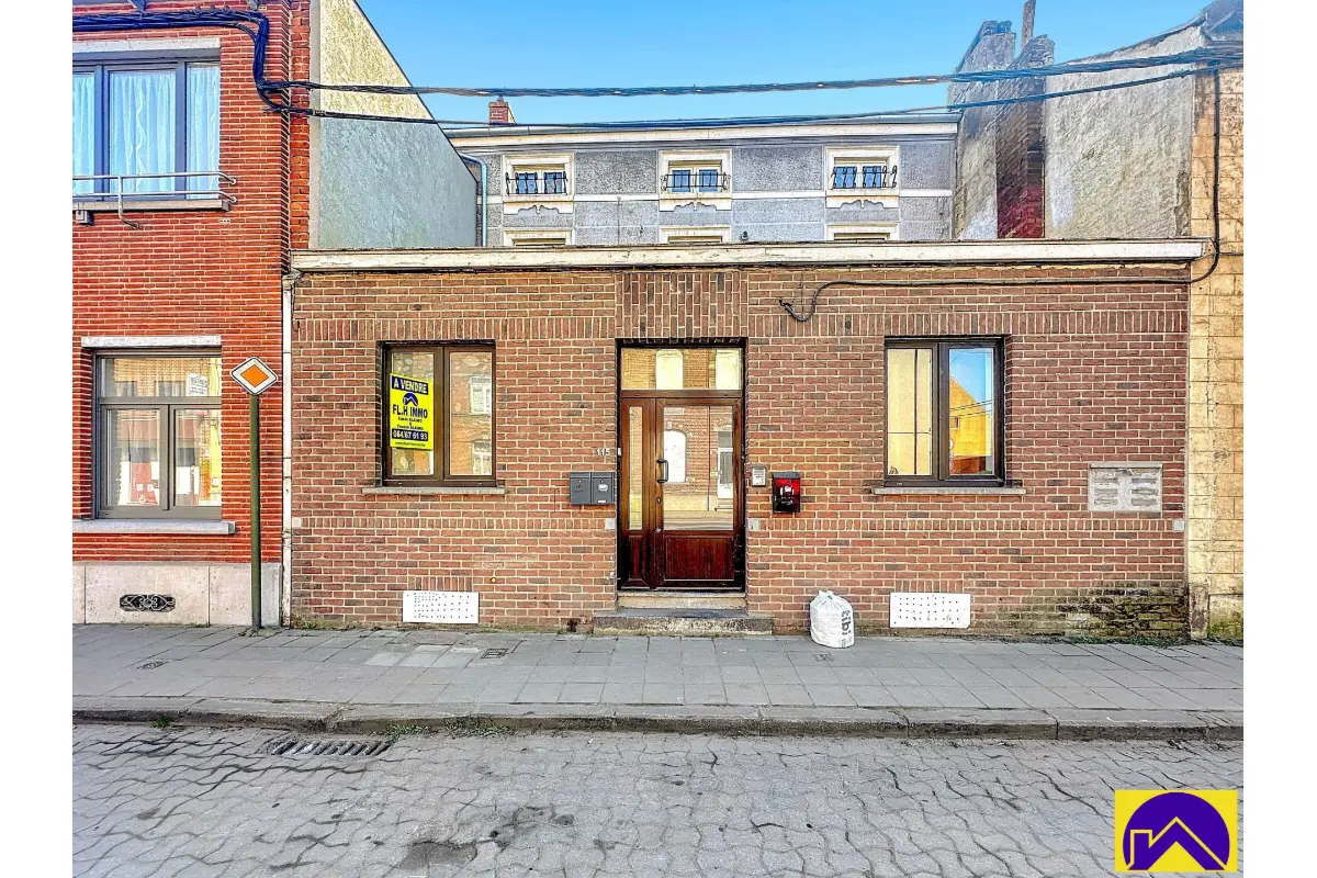 Immeuble de rapport - Immeuble à appartement à vendre à Goutroux 6030 249000.00€ 4 chambres m² - annonce 619582