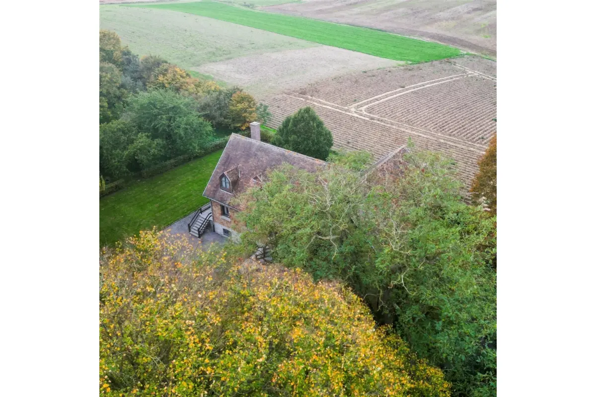 Maison à vendre à Hacquegnies 7911 595000.00€ 6 chambres 570.00m² - annonce 620110