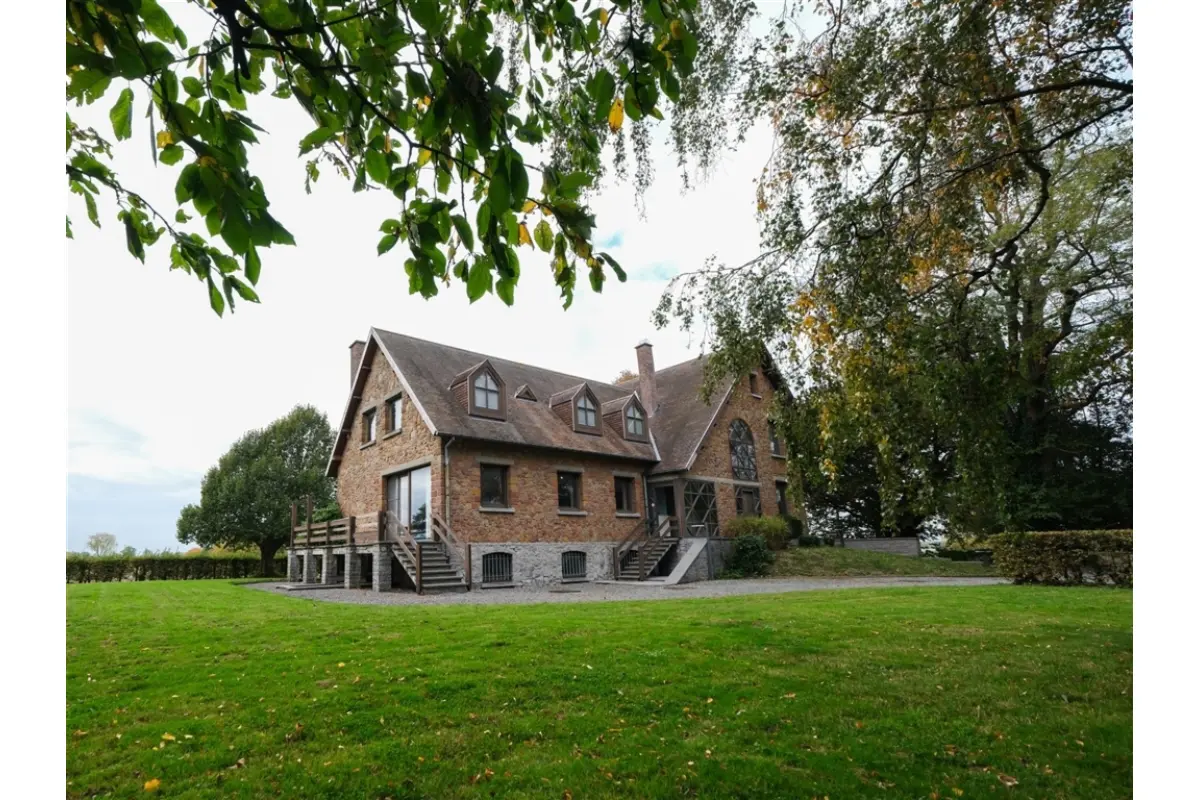 Maison à vendre à Hacquegnies 7911 595000.00€ 6 chambres 570.00m² - annonce 620110