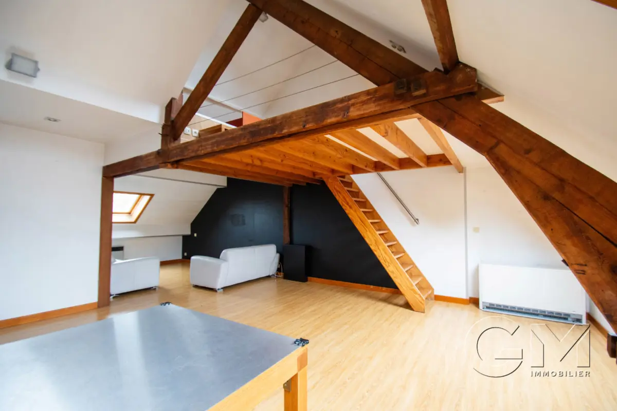 Appartement à vendre à Mouscron 7700 129000.00€ 1 chambres 82.00m² - annonce 619463