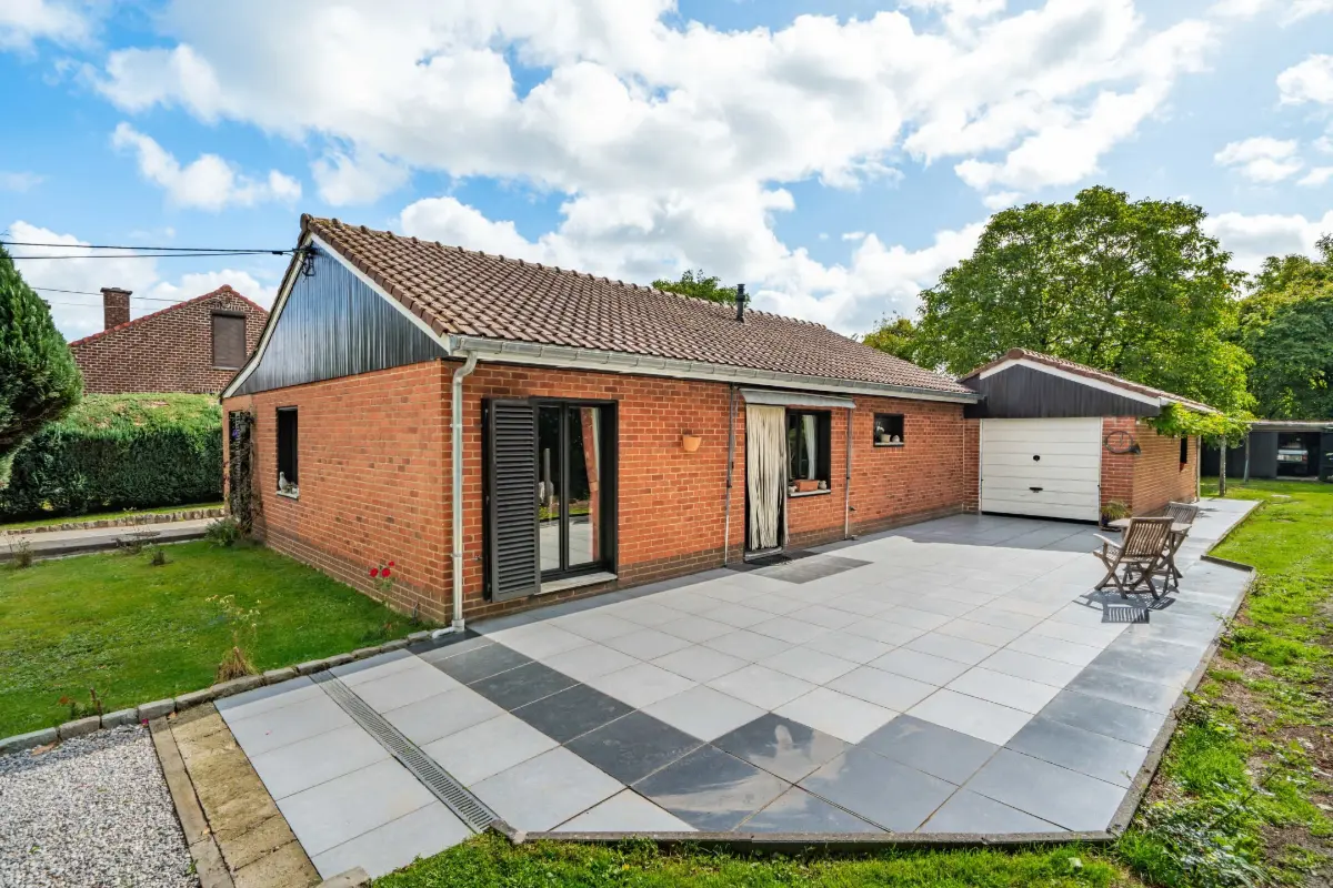 Bungalow à vendre à Ecaussinnes 7190 40000.00€ 2 chambres 130.00m² - annonce 620808