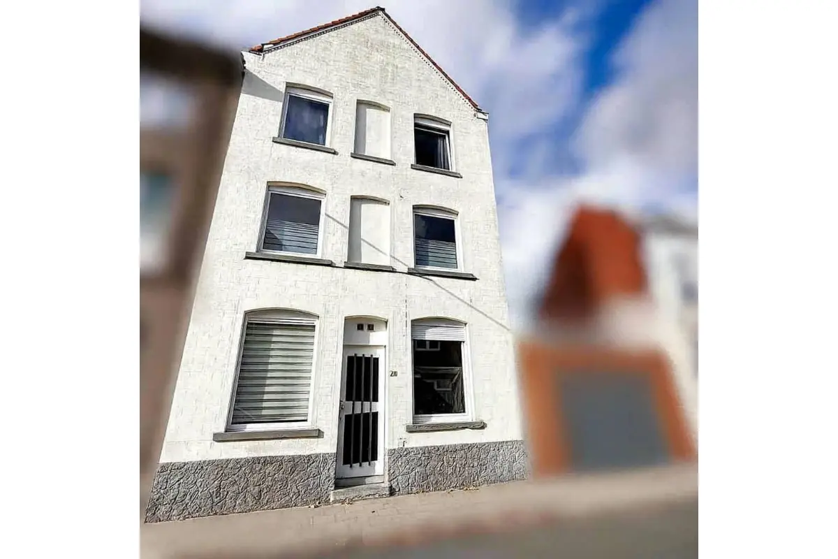 Immeuble de rapport - Immeuble à appartement à vendre à Mouscron 7700 369000.00€  chambres 170.00m² - annonce 620979