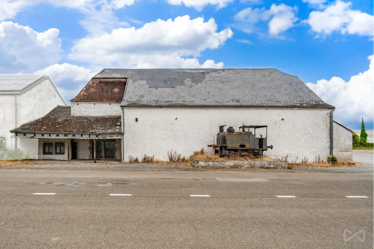 Commerce à vendre à Barbençon 6500 220000.00€  chambres 817.00m² - annonce 621447