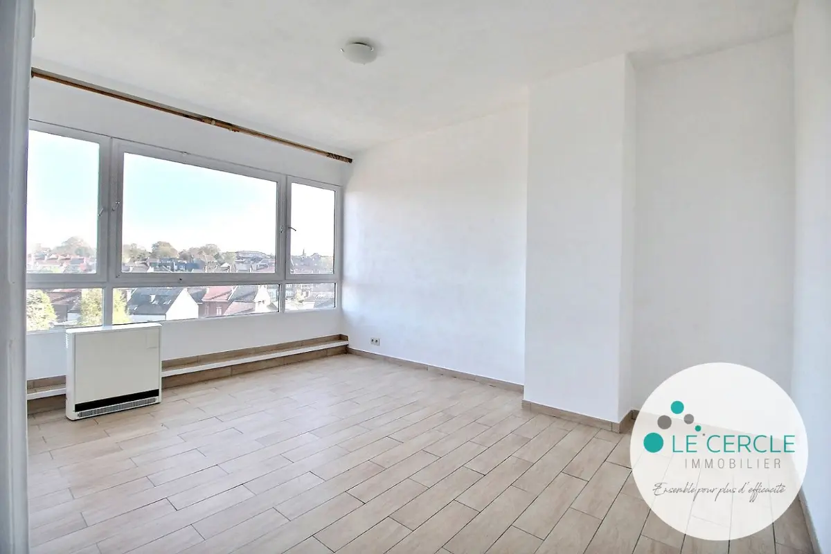 Appartement à louer à Châtelet 6200 650.00€ 1 chambres m² - annonce 621511