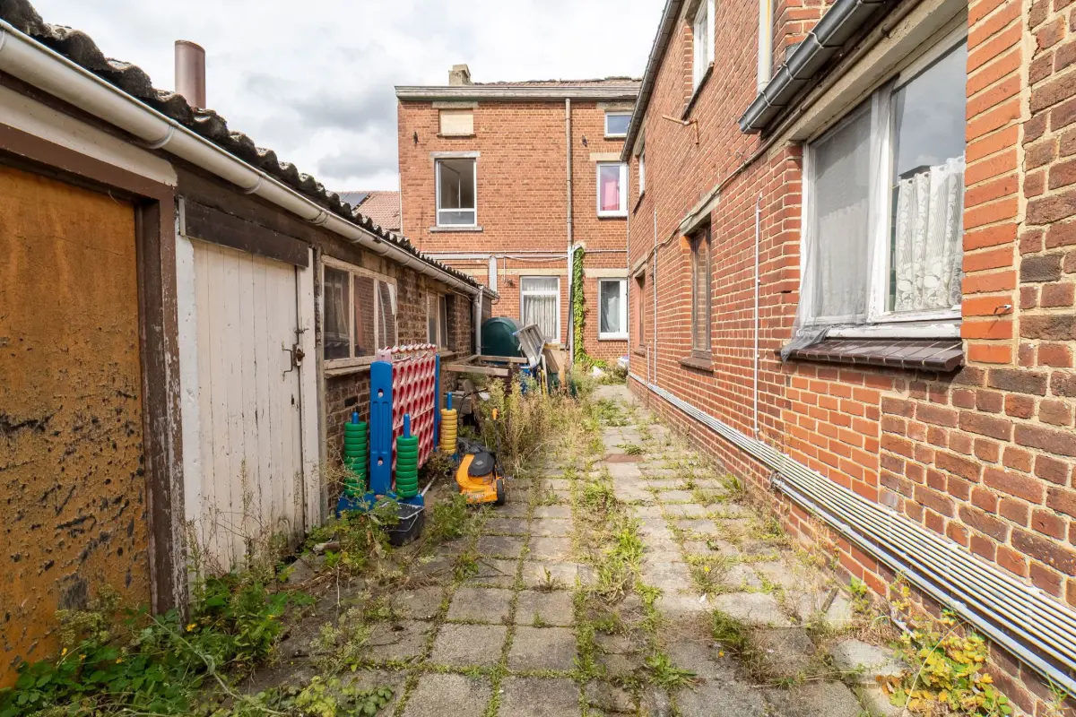 Maison à vendre à Gilly 6060 280000.00€ 5 chambres 226.00m² - annonce 622091