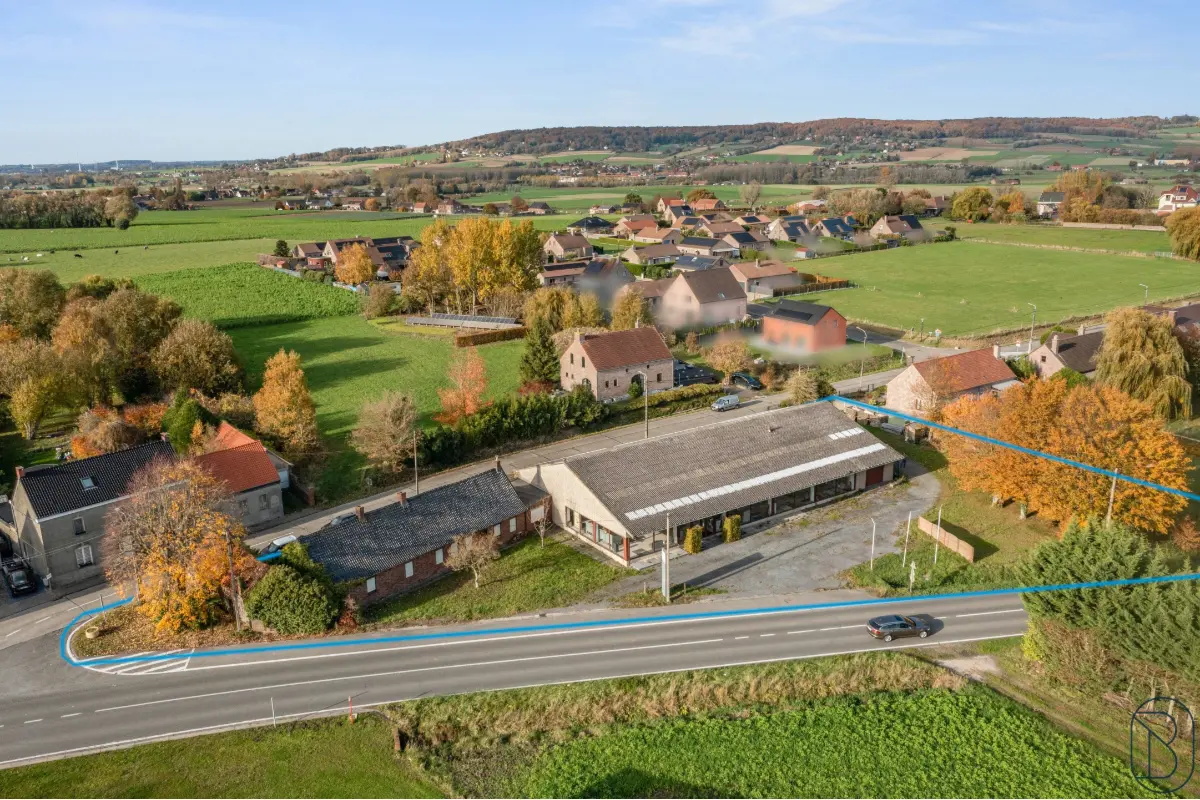 Immeuble mixte à vendre à Anseroeul 7750 0.00€ 3 chambres 750.00m² - annonce 622919