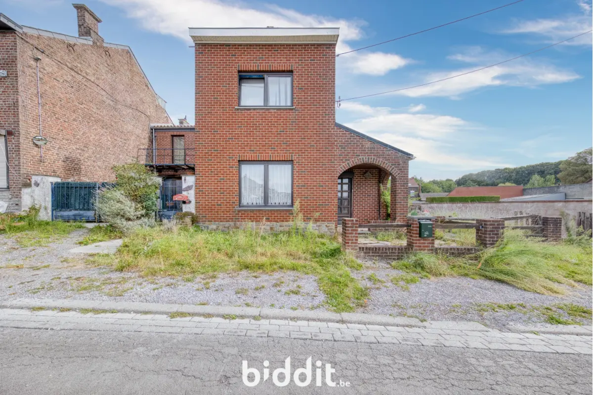 Maison à vendre à Montignies-sur-Sambre 6061 85000.00€ 3 chambres 155.00m² - annonce 622742