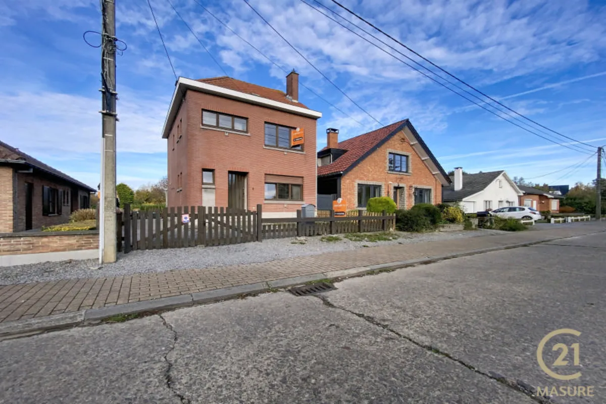 Villa à vendre à Naast 7062 235000.00€ 3 chambres 110.00m² - annonce 622425