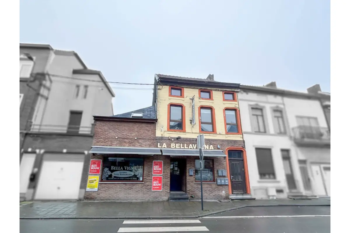 Immeuble de rapport - Immeuble à appartement à vendre à Jumet 6040 349000.00€ 4 chambres 172.00m² - annonce 624236