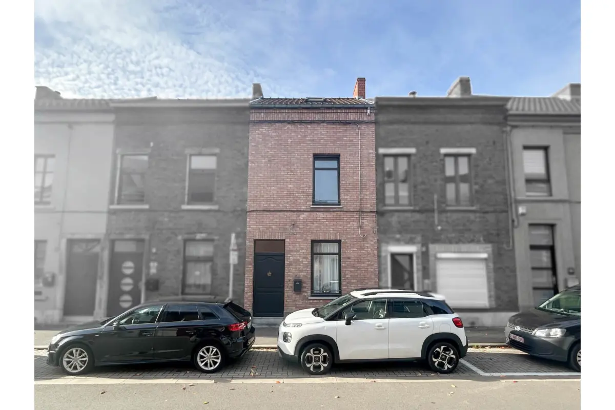 Maison à vendre à Gilly 6060 155000.00€ 4 chambres 154.00m² - annonce 624241