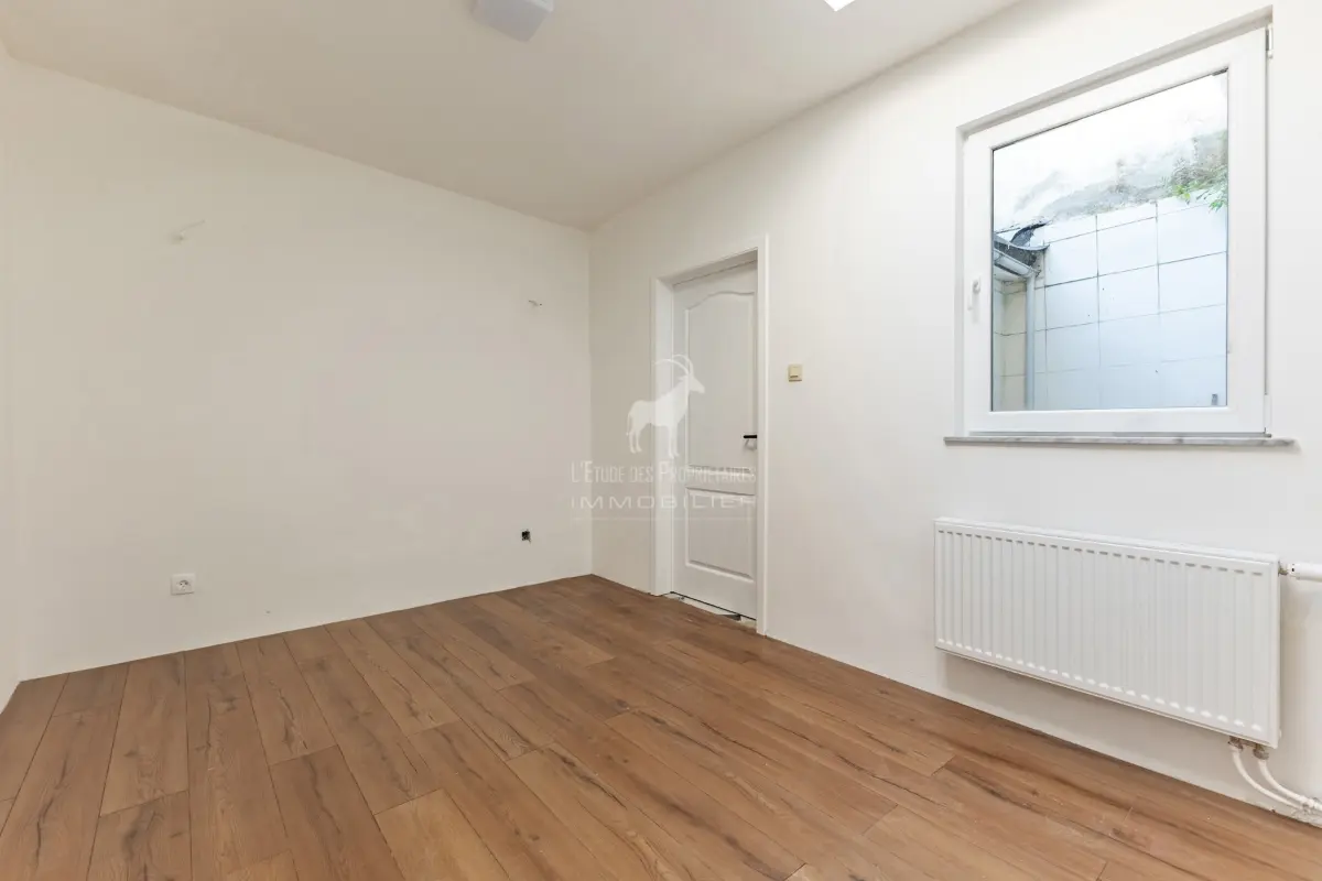 Maison à vendre à Marchienne-au-Pont 6030 199999.00€ 3 chambres 150.00m² - annonce 624101