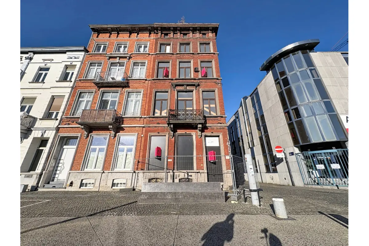 Maison à vendre à Charleroi 6000 289900.00€ 9 chambres 350.00m² - annonce 625291