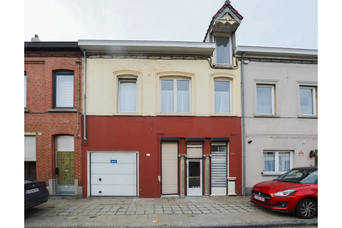 Maison à vendre à Courcelles 6180 195000.00€ 3 chambres 174.00m² - annonce 626070