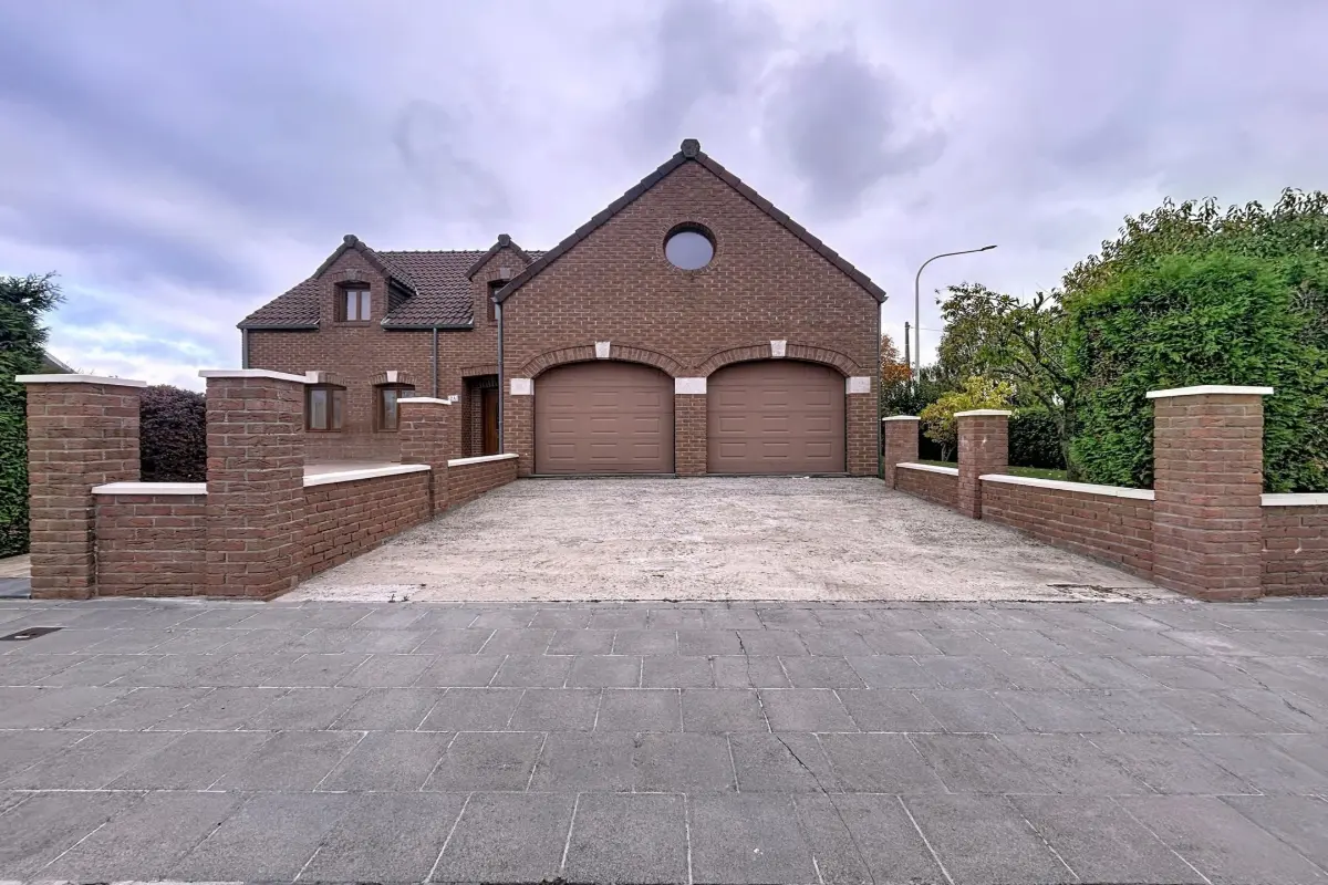 Maison à vendre à Herseaux 7712 449000.00€ 6 chambres 274.00m² - annonce 627296