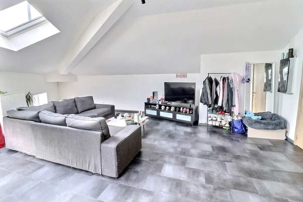 Immeuble mixte à vendre à Fontaine-l'Evêque 6140 595000.00€  chambres 430.00m² - annonce 626847