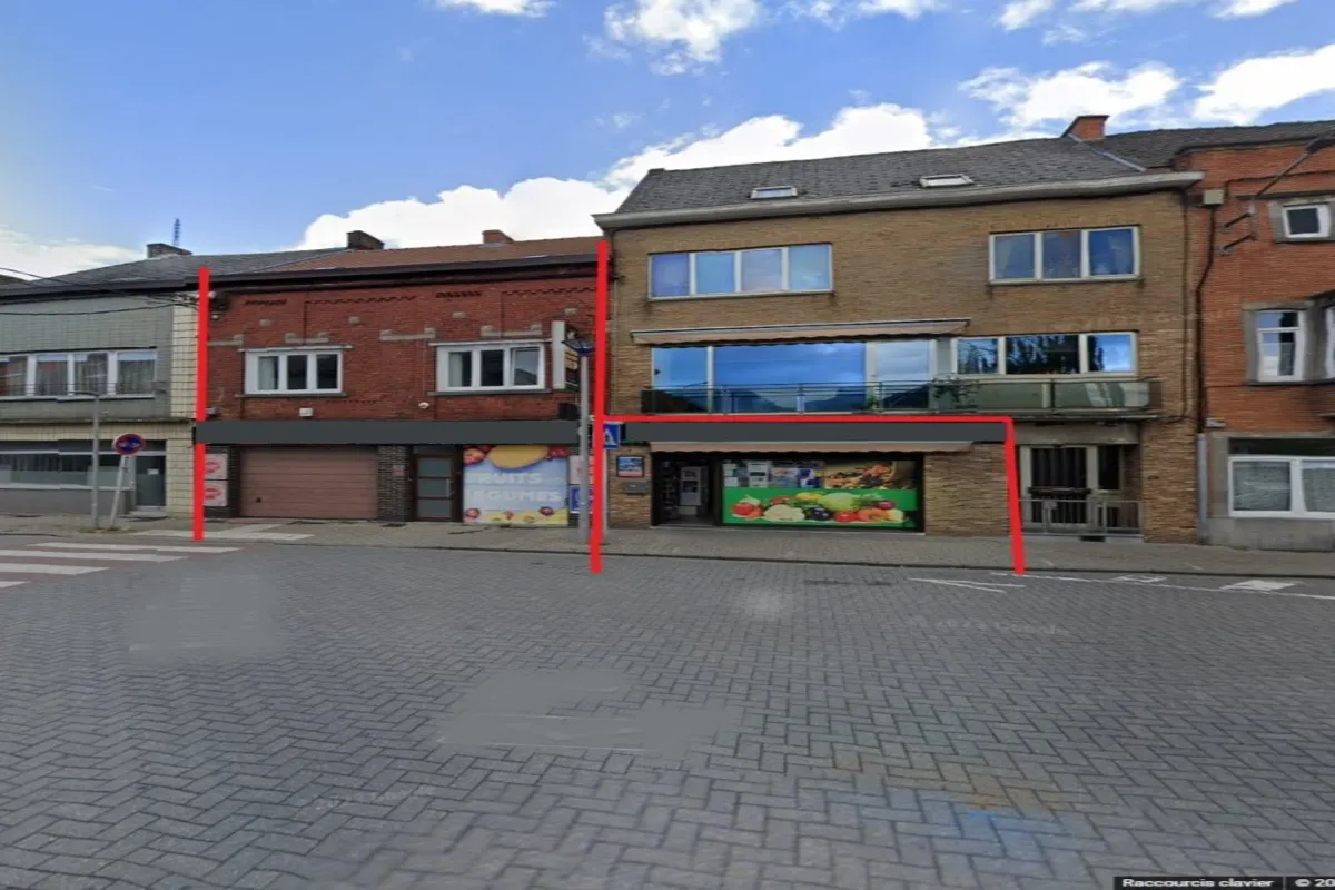 Immeuble mixte à vendre à Haine-Saint-Pierre 7100 285000.00€ 0 chambres 595.00m² - annonce 627822