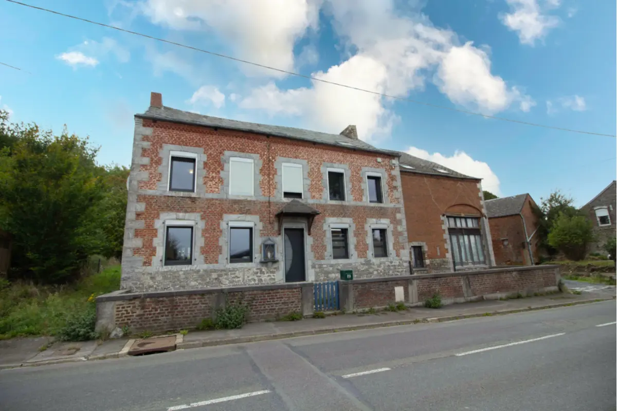 Maison à vendre à Beaumont 6500 299000.00€ 17 chambres m² - annonce 628315