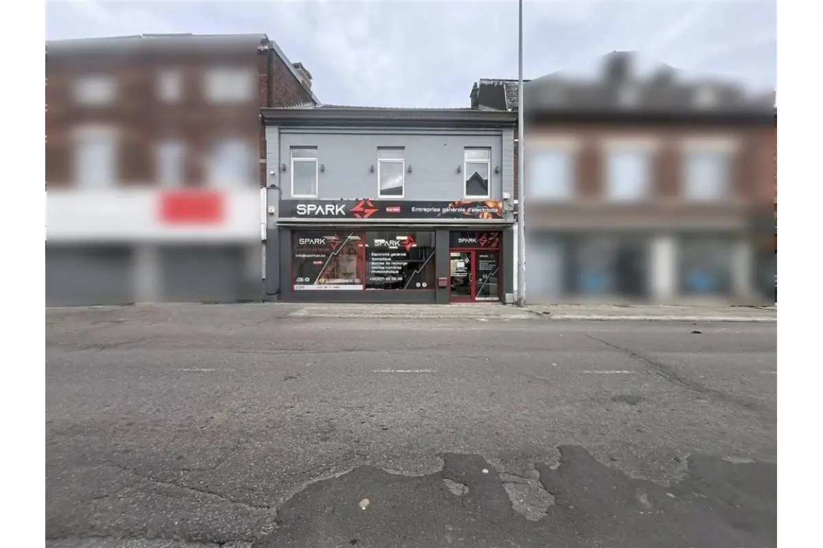 Commerce à vendre à Montignies-sur-Sambre 6061 375000.00€ 4 chambres 624.56m² - annonce 629206