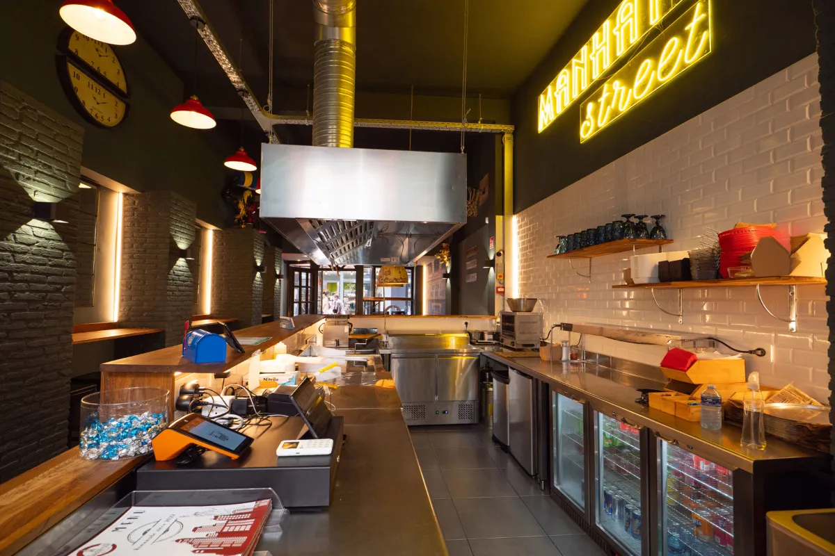 Commerce à  à Mouscron 7700 99000.00€  chambres 100.00m² - annonce 629067