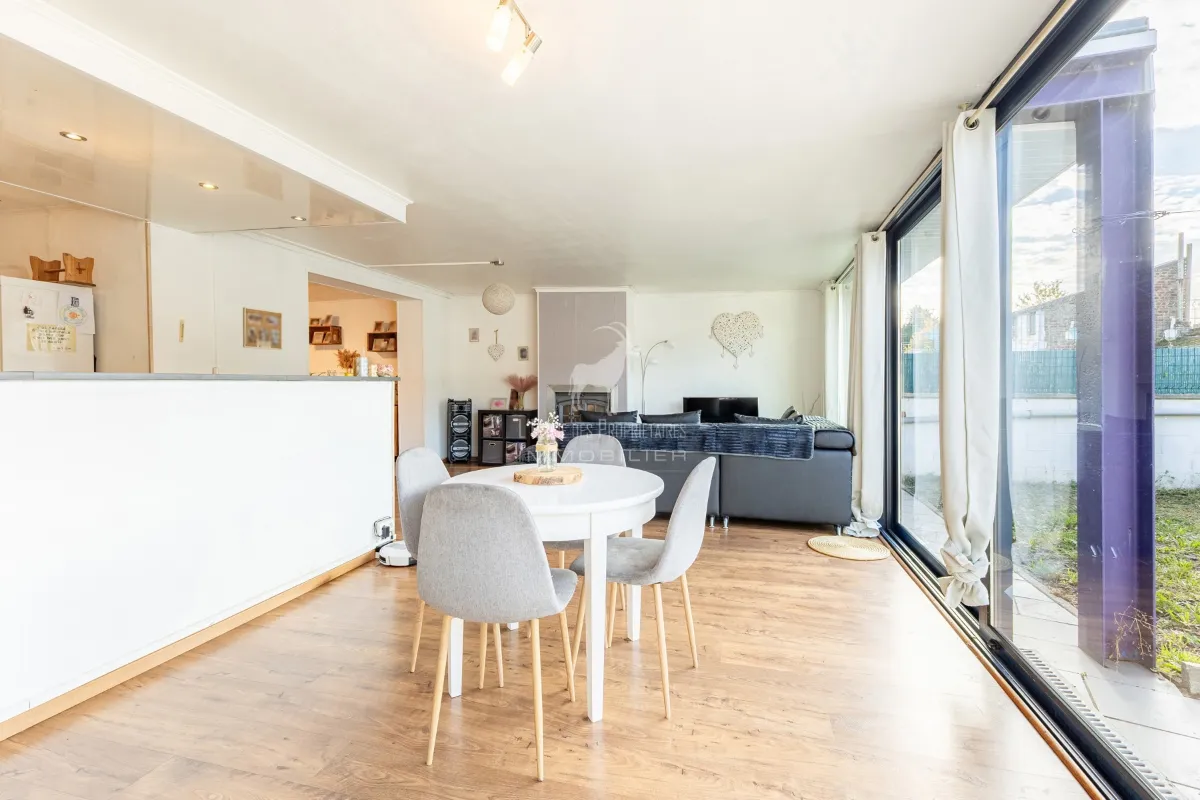 Maison à vendre à Châtelet 6200 249999.00€ 3 chambres 147.00m² - annonce 629922