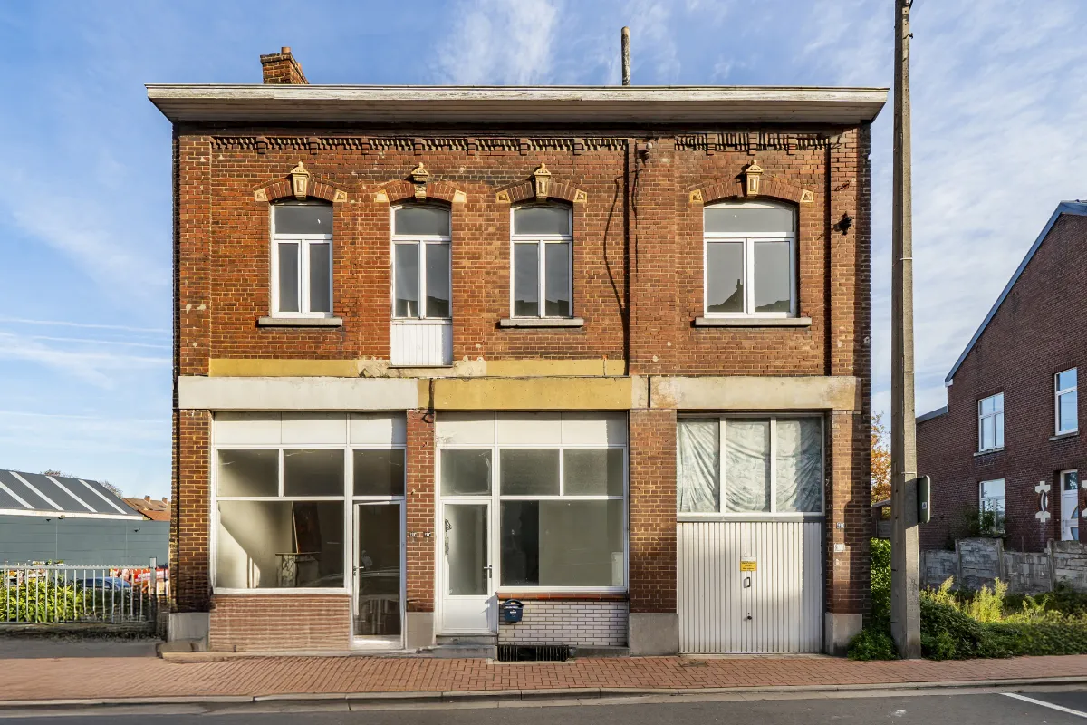 Maison à vendre à Châtelet 6200 240000.00€ 5 chambres 220.00m² - annonce 629974