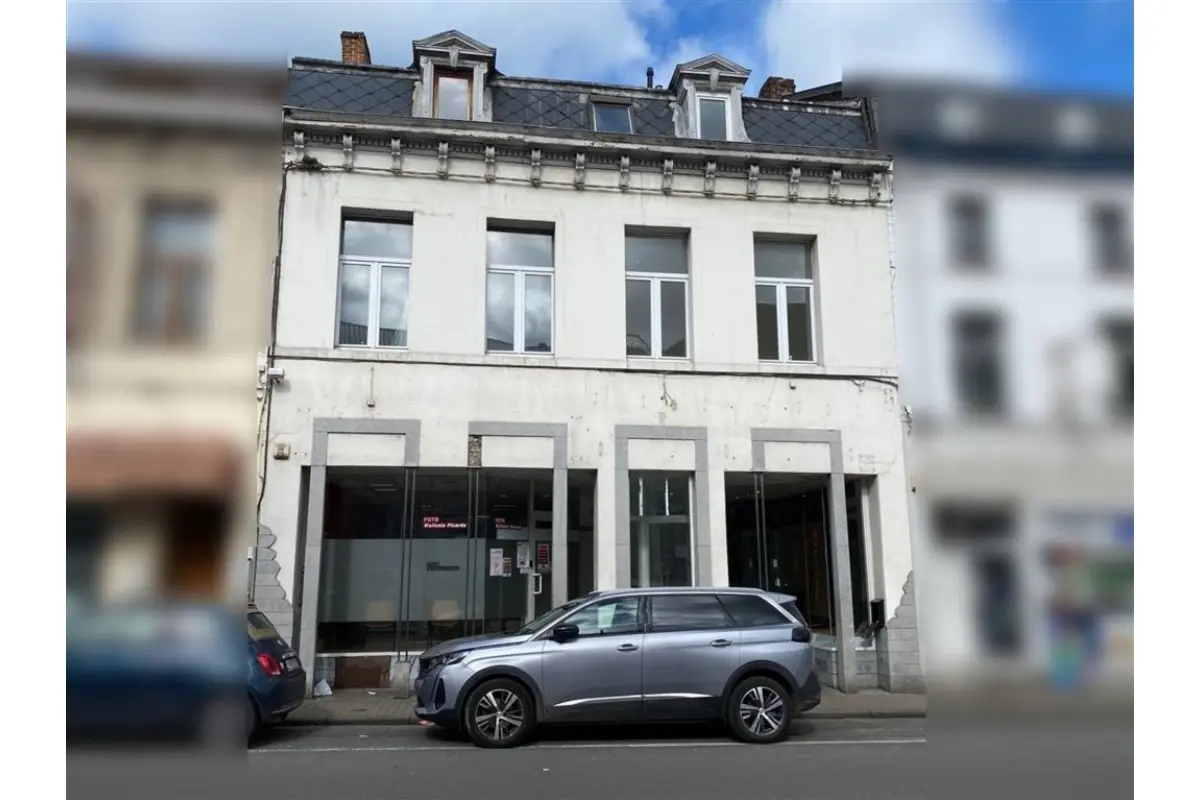 Immeuble de rapport - Immeuble à appartement à vendre à Péruwelz 7600 200000.00€ 4 chambres m² - annonce 630120