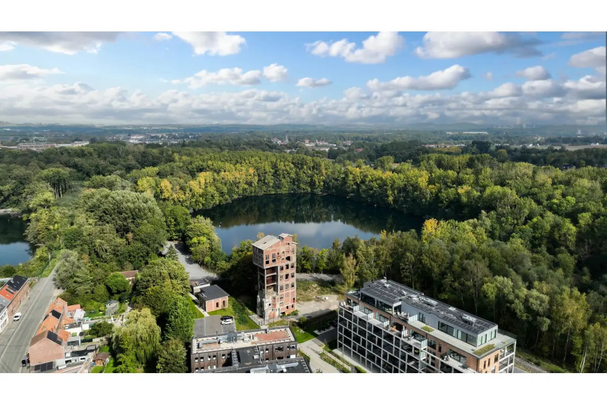 Immeuble mixte à vendre à Tournai 7500 325000.00€  chambres 587.00m² - annonce 629927