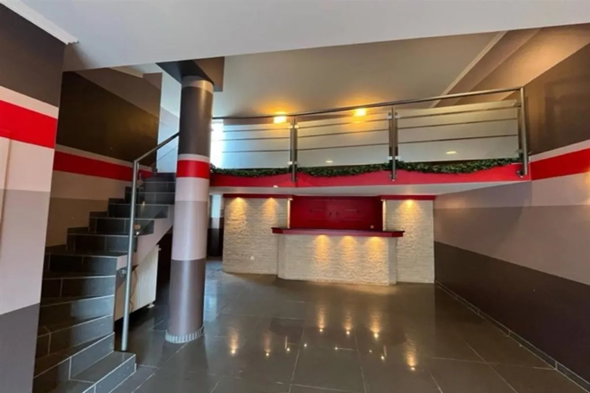 Commerce à louer à Marcinelle 6001 680.00€  chambres m² - annonce 629700