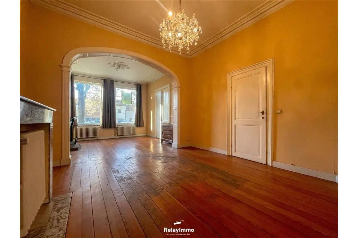 Maison à vendre à Tournai 7500 250000.00€ 3 chambres 239.00m² - annonce 629869