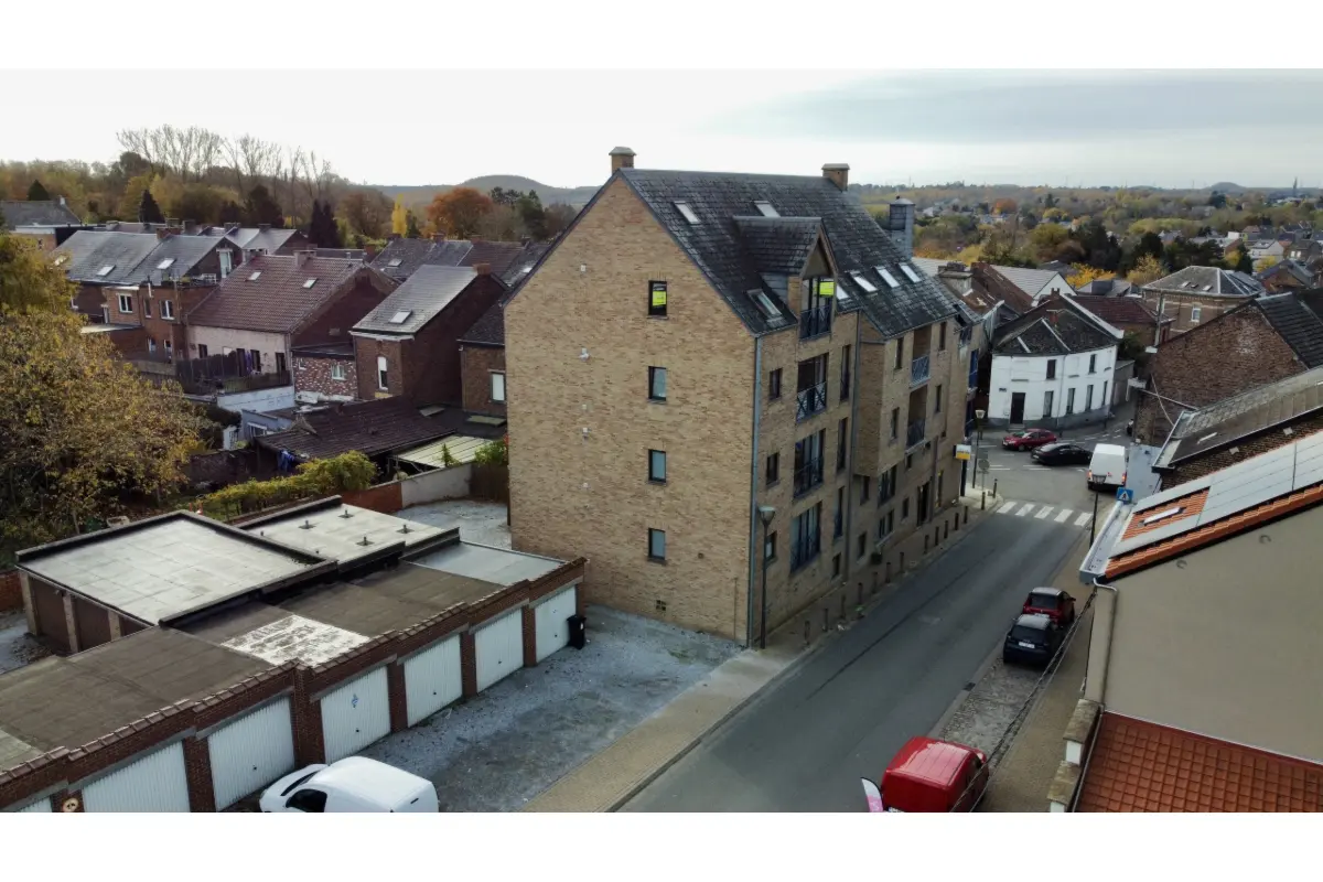 Appartement à  à Courcelles 6180 169000.00€ 2 chambres 95.00m² - annonce 631197