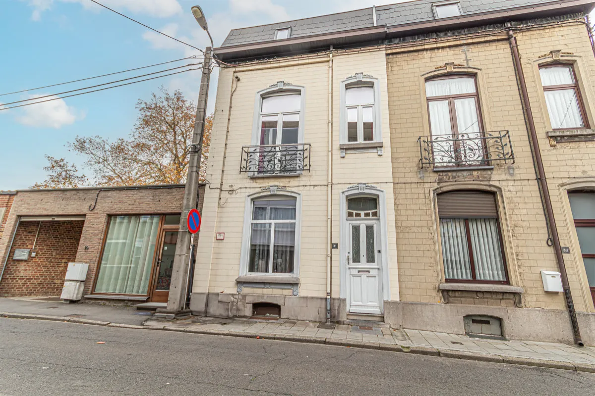 Maison à vendre à Marcinelle 6001 148000.00€ 4 chambres 150.00m² - annonce 631391