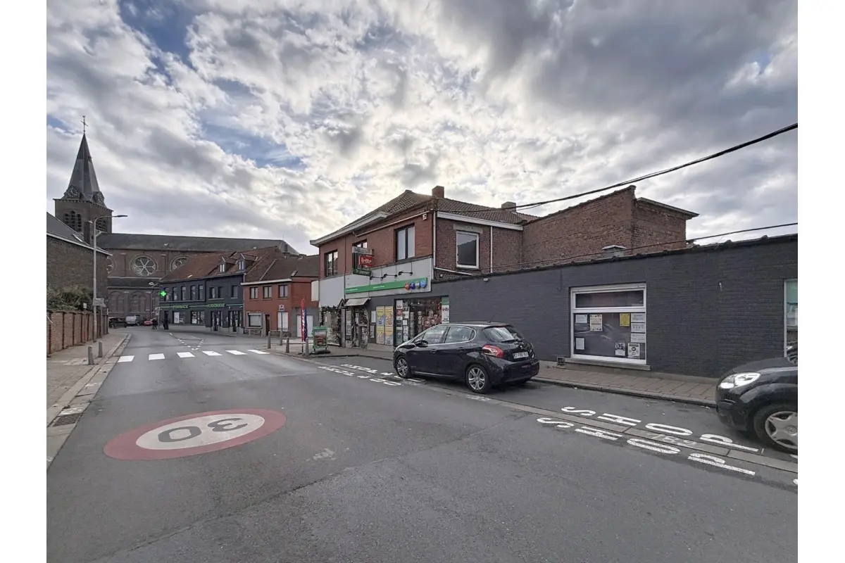 Commerce à vendre à Herseaux 7712 332000.00€  chambres 300.00m² - annonce 630989