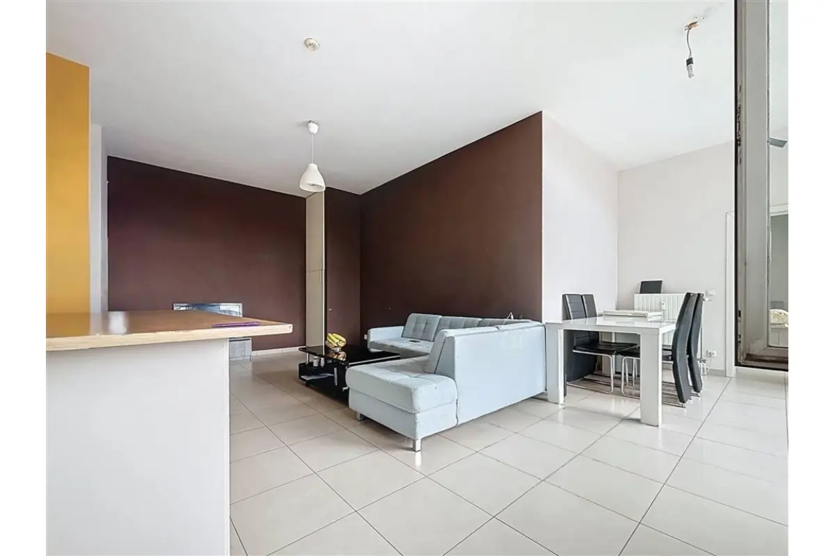 Appartement à vendre à Charleroi 6000 156000.00€ 2 chambres 83.00m² - annonce 631184