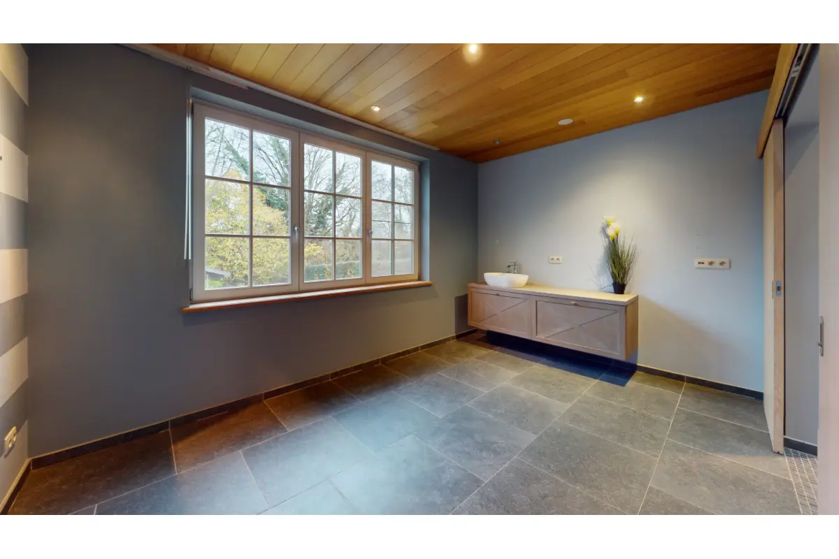 Commerce à louer à Pont-à-Celles 6230 375.00€  chambres 23.00m² - annonce 631009