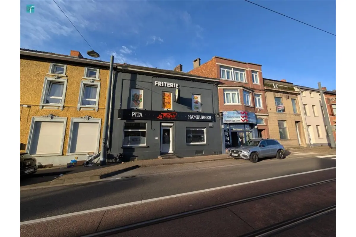 Commerce à vendre à Jumet 6040 149000.00€ 2 chambres 200.00m² - annonce 632468