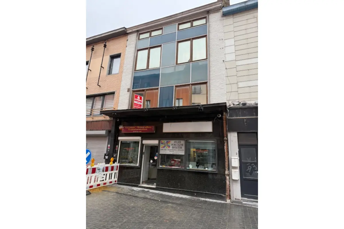 Maison à vendre à Charleroi 6000 150000.00€ 2 chambres 190.00m² - annonce 632923